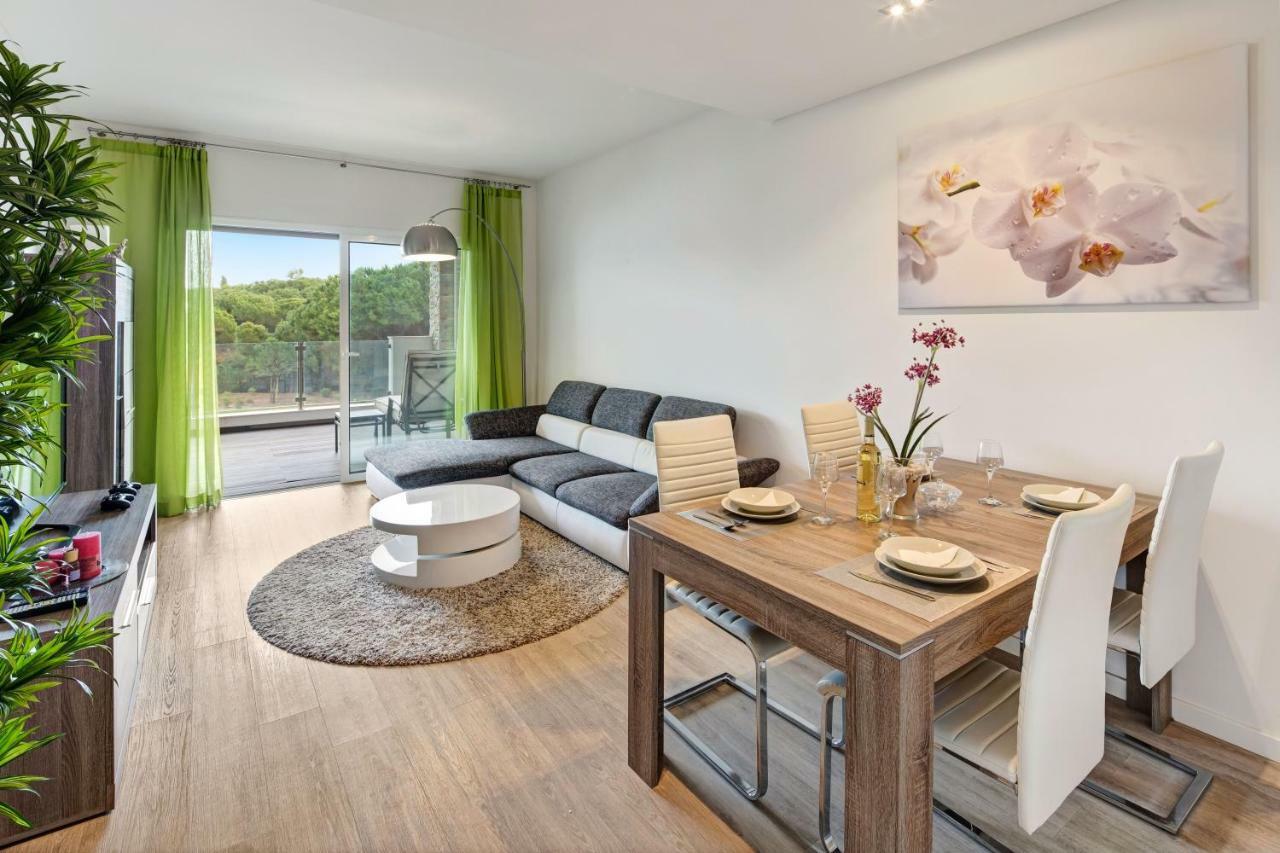 Luxurious T2 Apartment, Olhos Dagua อัลบูเฟรา ภายนอก รูปภาพ