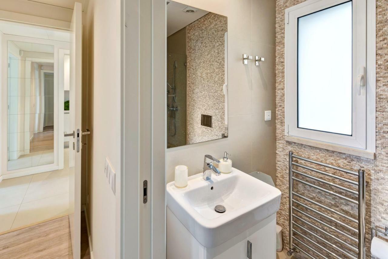 Luxurious T2 Apartment, Olhos Dagua อัลบูเฟรา ภายนอก รูปภาพ