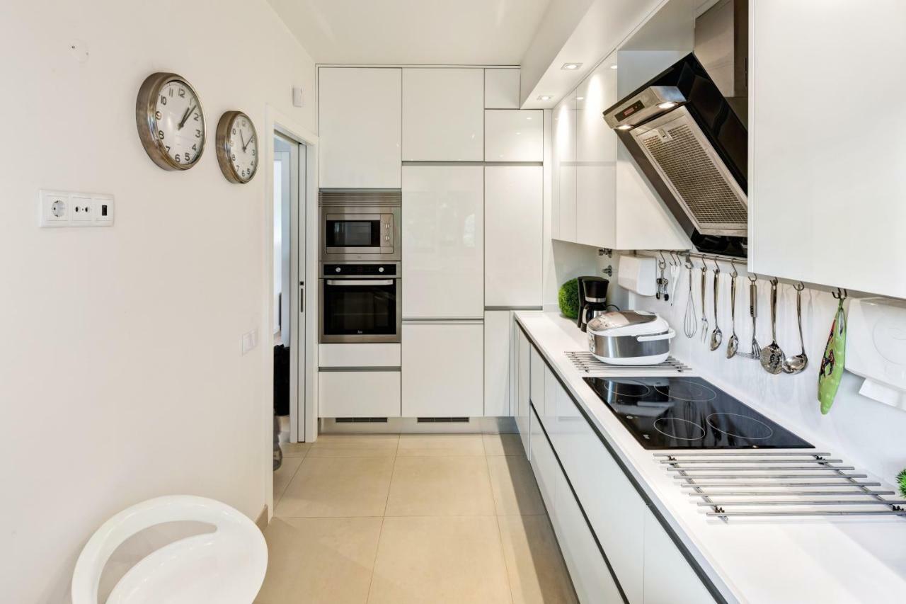 Luxurious T2 Apartment, Olhos Dagua อัลบูเฟรา ภายนอก รูปภาพ