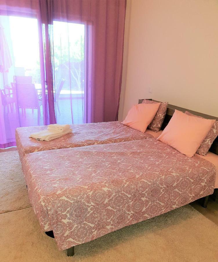 Luxurious T2 Apartment, Olhos Dagua อัลบูเฟรา ภายนอก รูปภาพ